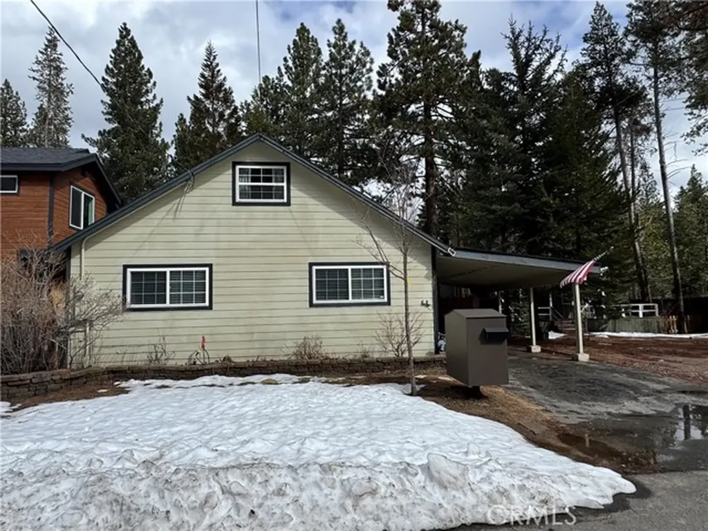 1131 Dedi Avenue South Lake Tahoe CA 96150