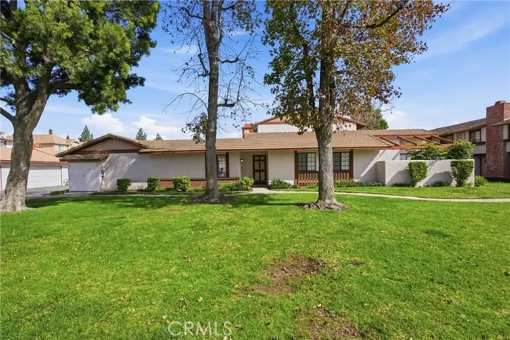 5219 Belvedere Way Montclair CA 91763