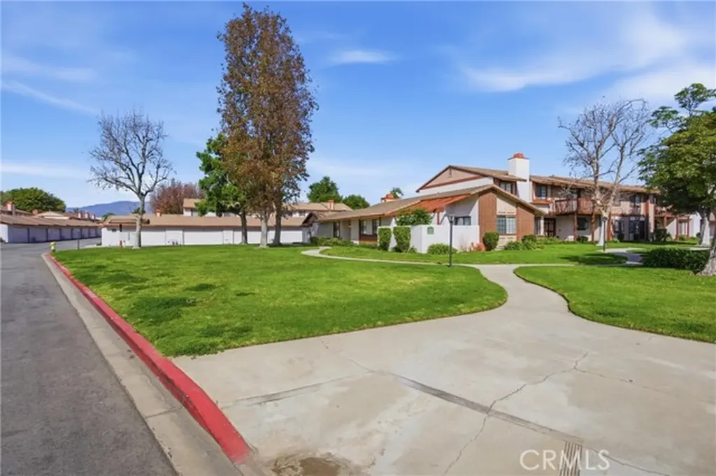 5219 Belvedere Way Montclair CA 91763