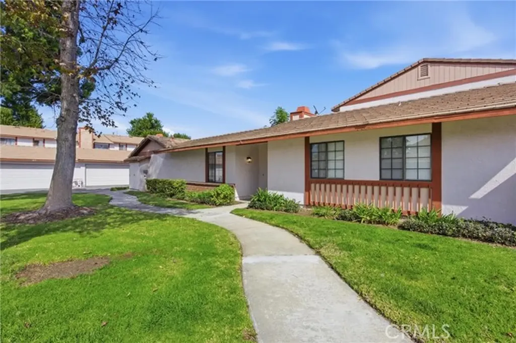 5219 Belvedere Way Montclair CA 91763