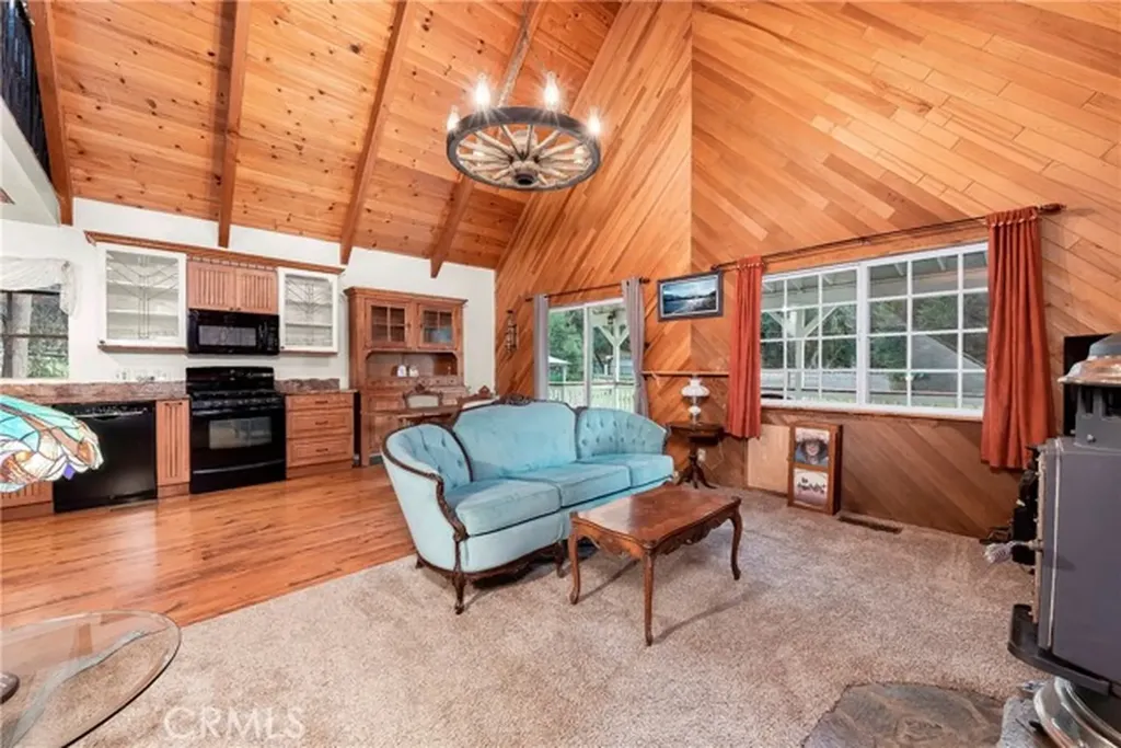 15134 Calle Verdad Green Valley CA 91390