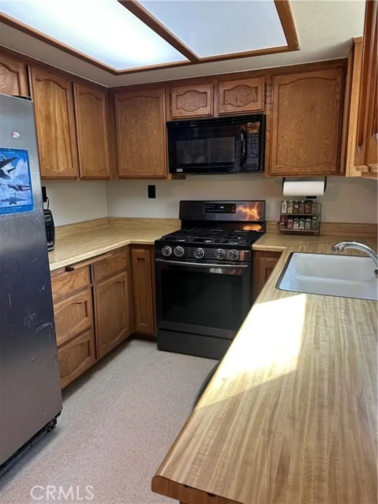 15609 Spunky Canyon Road Green Valley CA 91390