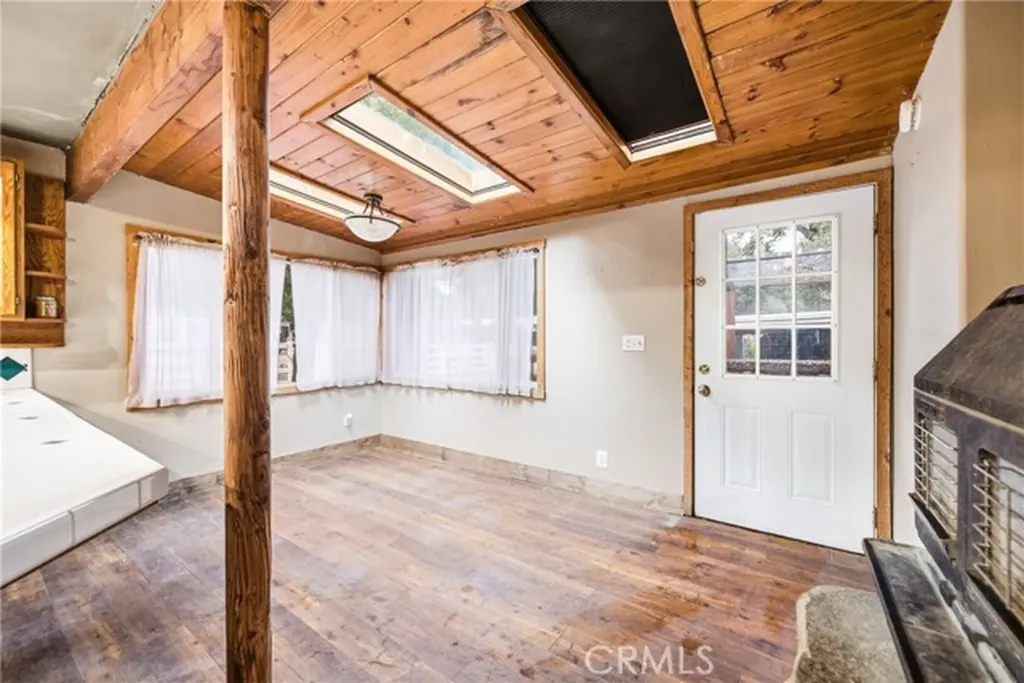 39608 Calle Cascada Green Valley CA 91390