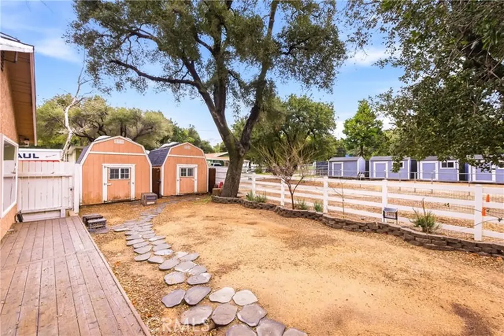 39608 Calle Cascada Green Valley CA 91390