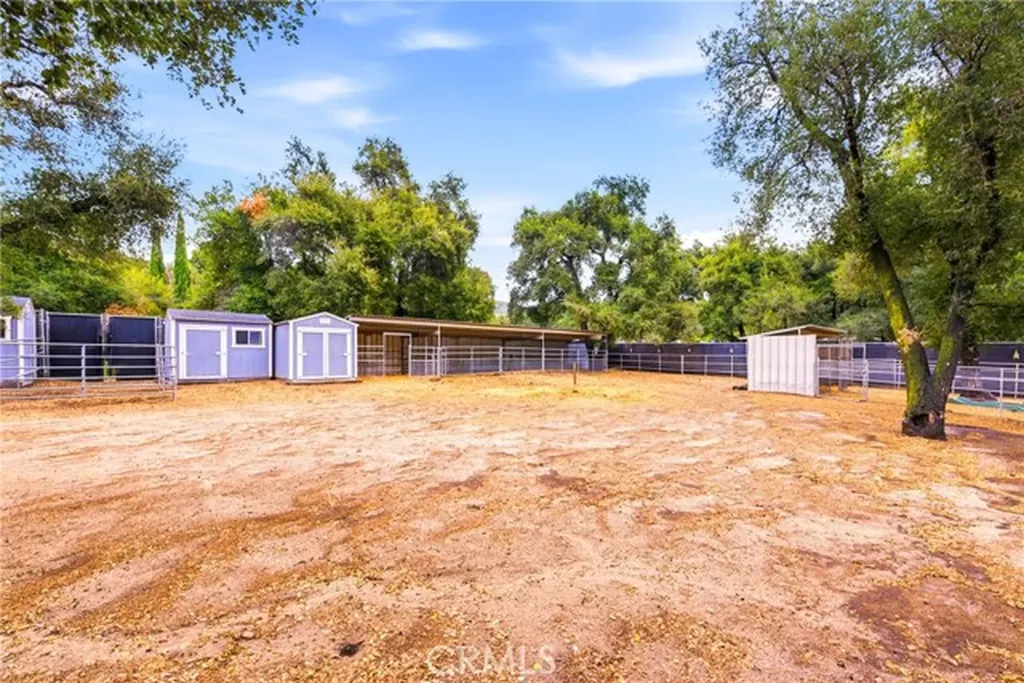 39608 Calle Cascada Green Valley CA 91390