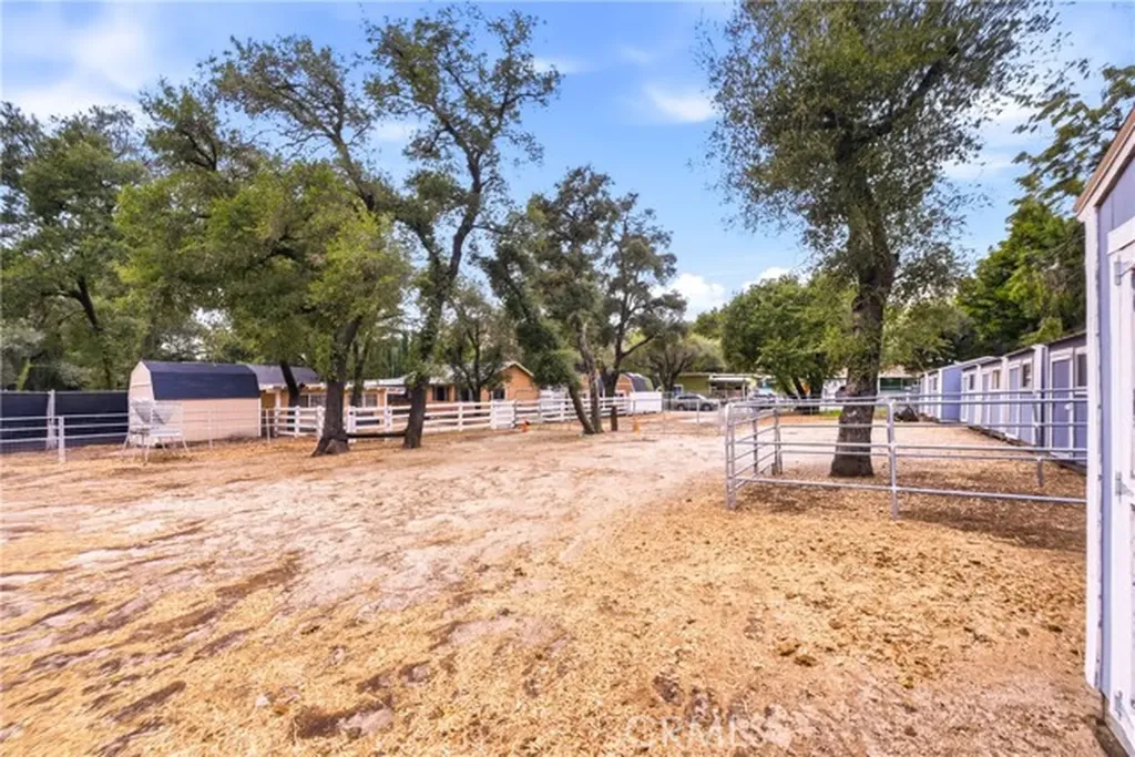 39608 Calle Cascada Green Valley CA 91390