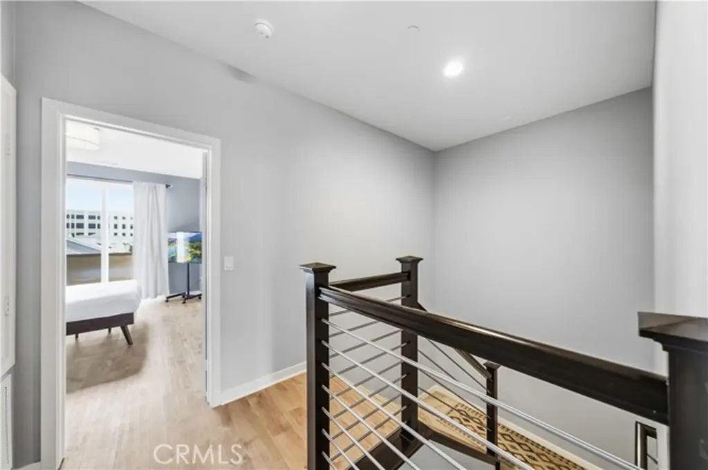 8847 Jacaranda Montclair CA 91763