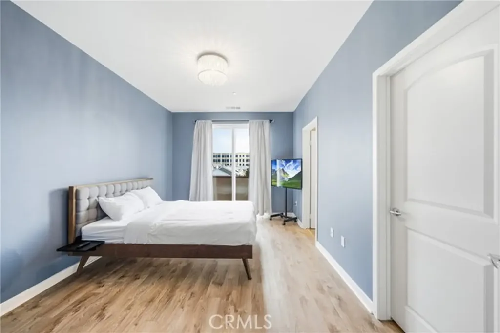 8847 Jacaranda Montclair CA 91763