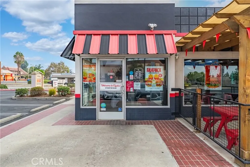 8790 Central Avenue Montclair CA 91763