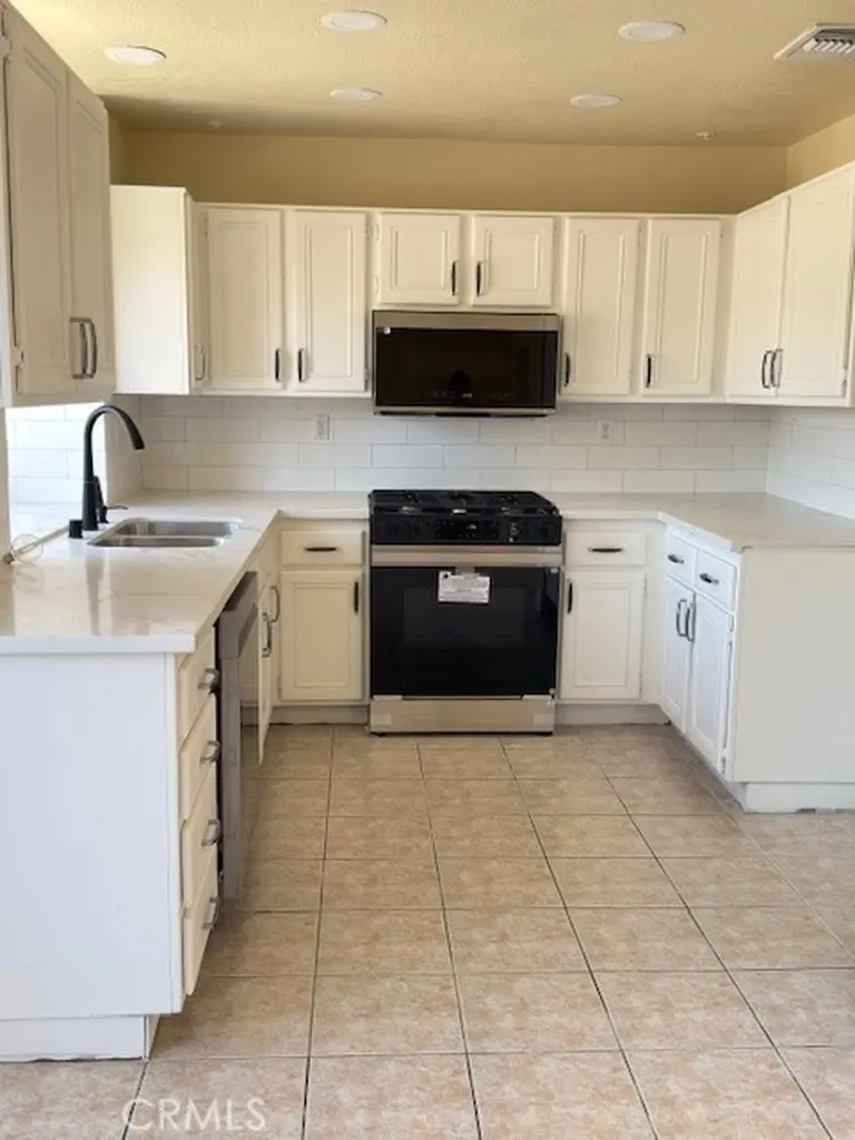 4444 Merle Street Montclair CA 91763