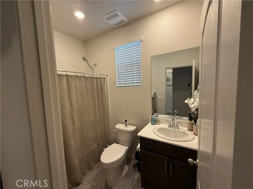 855 Helmsley Vacaville CA 95687