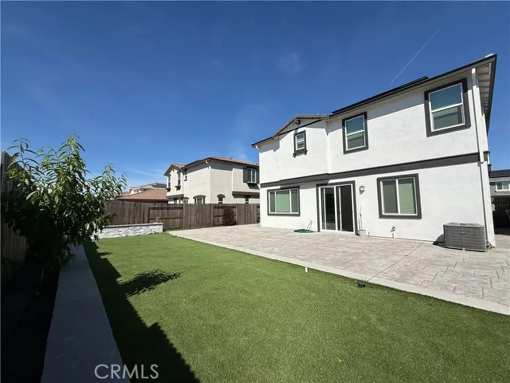 855 Helmsley Vacaville CA 95687