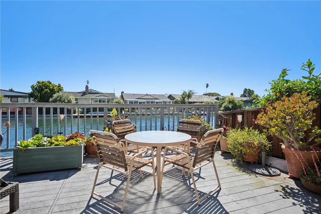 632 Waterview Alameda CA 94501