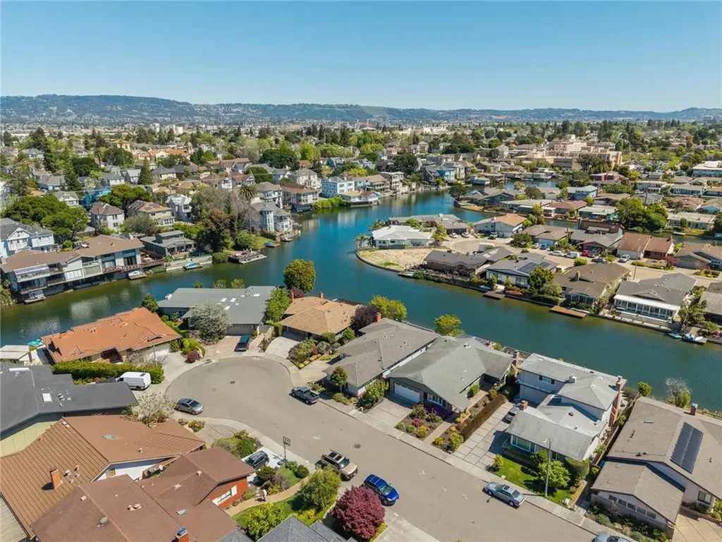 632 Waterview Alameda CA 94501