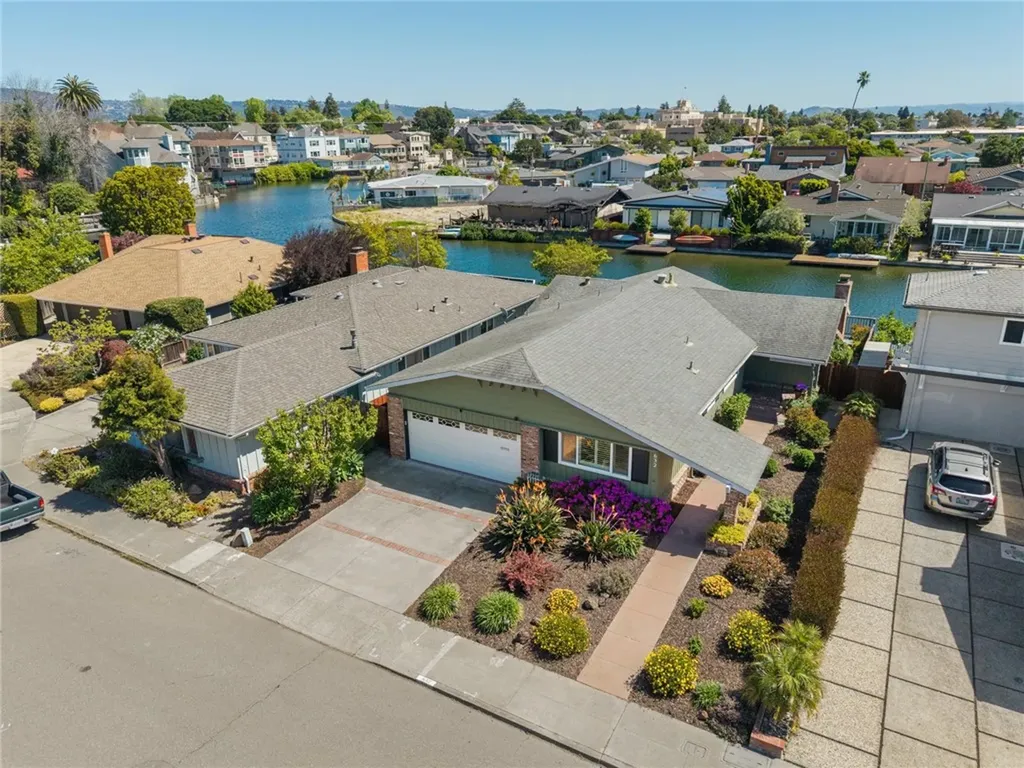 632 Waterview Alameda CA 94501