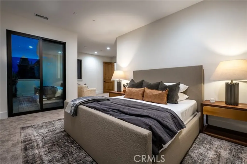 9348 Nine Bark Truckee CA 96161
