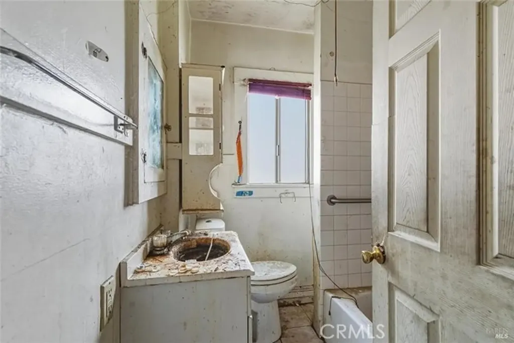 921 Jones Berkeley CA 94710