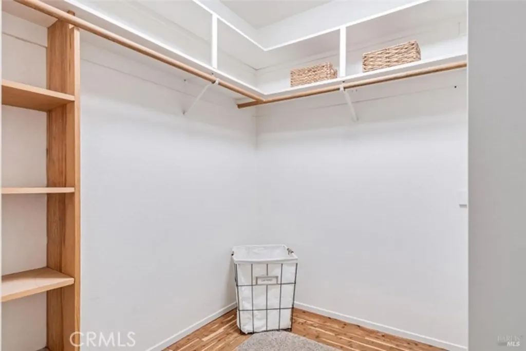 154 Basinside Alameda CA 94502