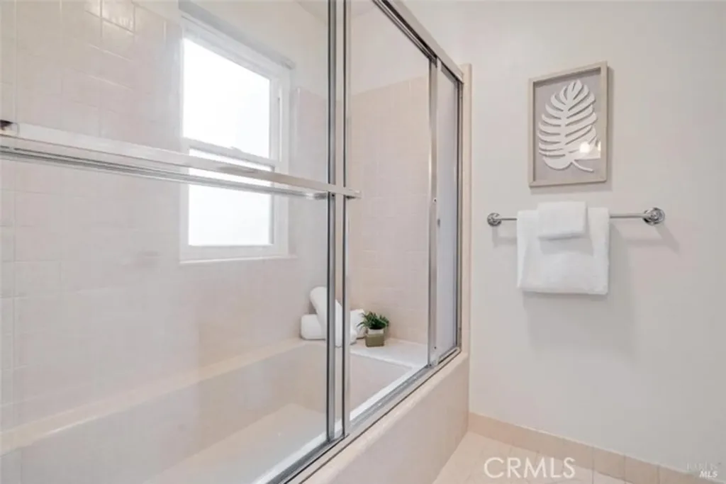 154 Basinside Alameda CA 94502