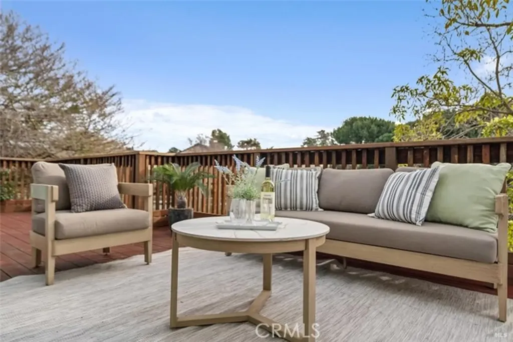 154 Basinside Alameda CA 94502