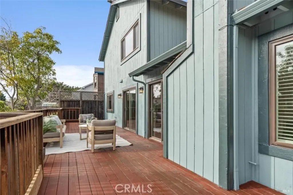 154 Basinside Alameda CA 94502