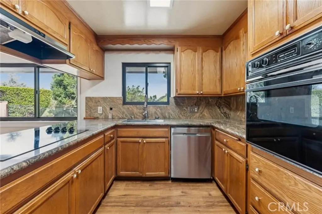 1864 Lakeview Court San Leandro CA 94577