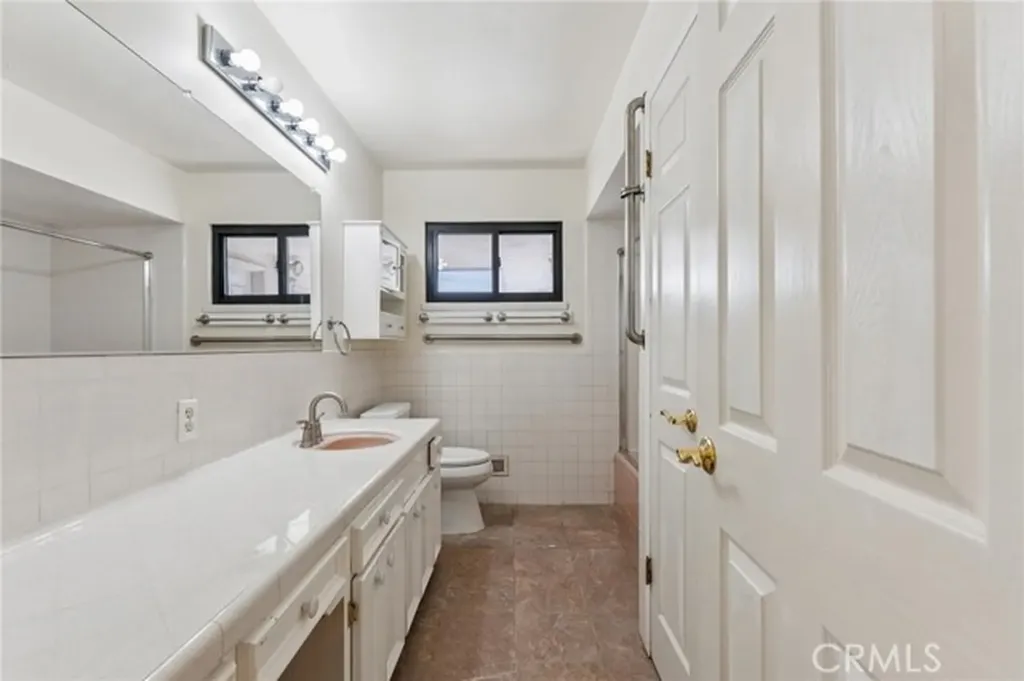1864 Lakeview Court San Leandro CA 94577