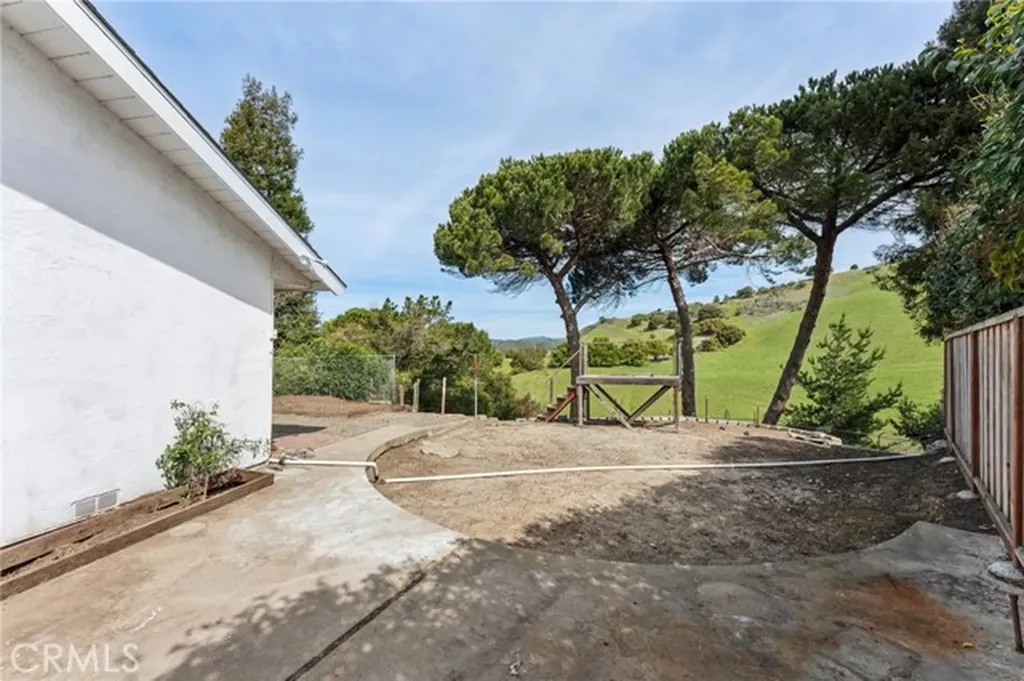 1864 Lakeview Court San Leandro CA 94577