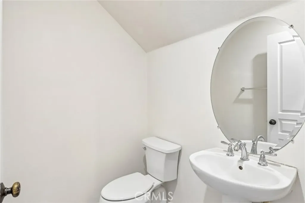 4183 Via Napoli Montclair CA 91763