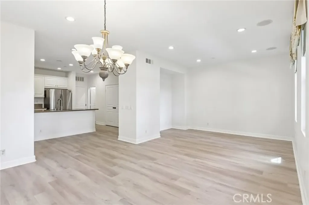 4183 Via Napoli Montclair CA 91763
