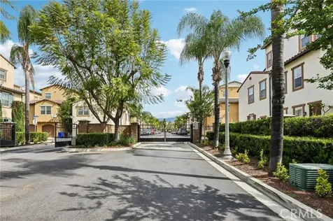 4183 Via Napoli Montclair CA 91763