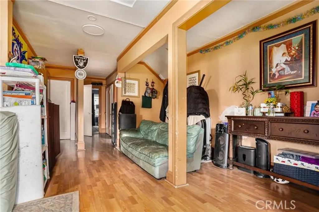 2445 10th Avenue Oakland CA 94606
