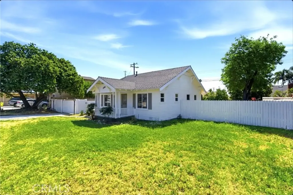 5593 San Jose Montclair CA 91763