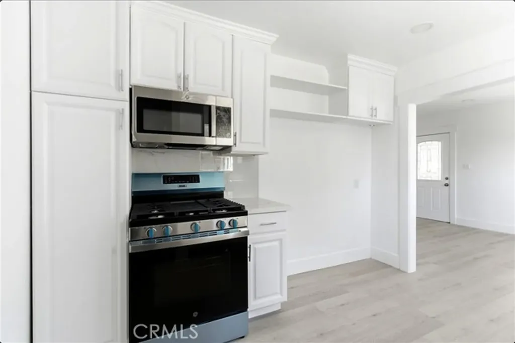 5593 San Jose Montclair CA 91763