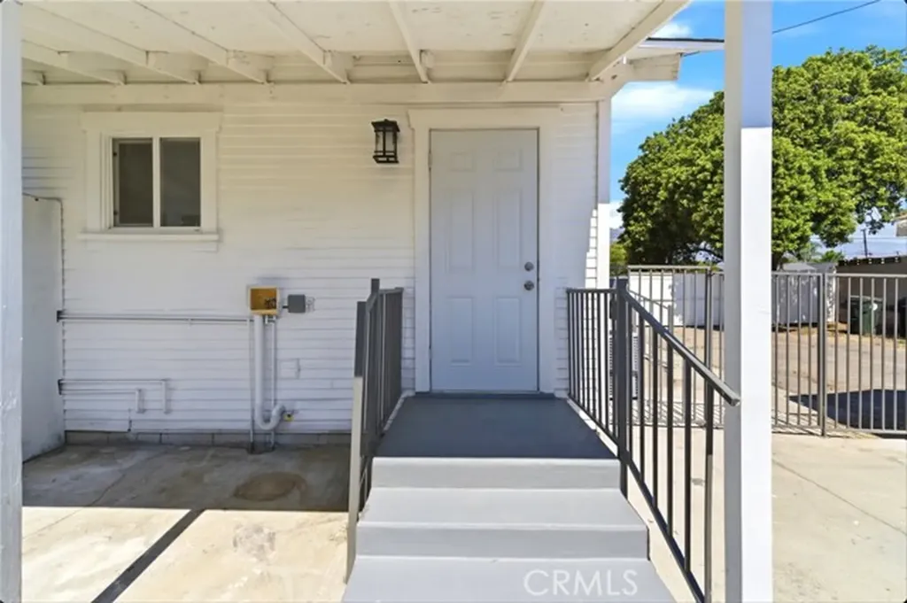 5593 San Jose Montclair CA 91763