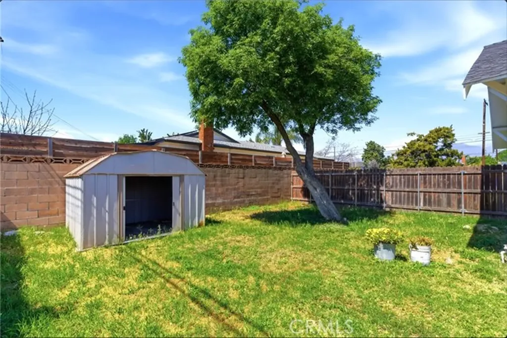 5593 San Jose Montclair CA 91763