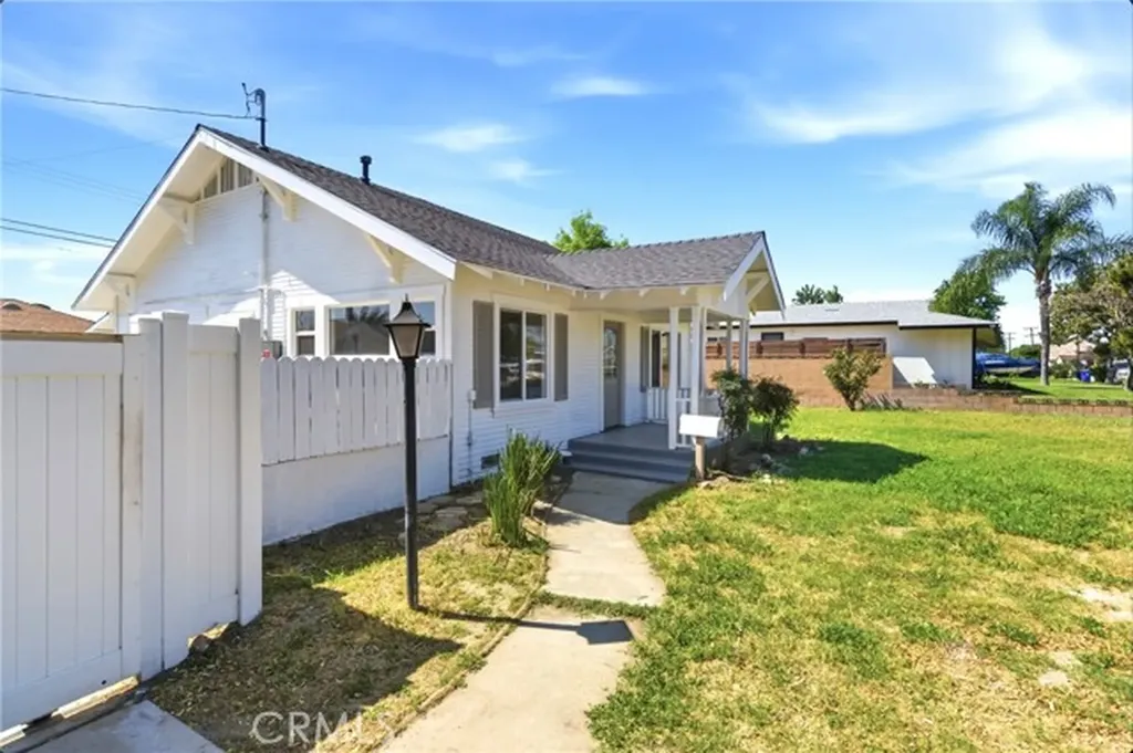 5593 San Jose Montclair CA 91763