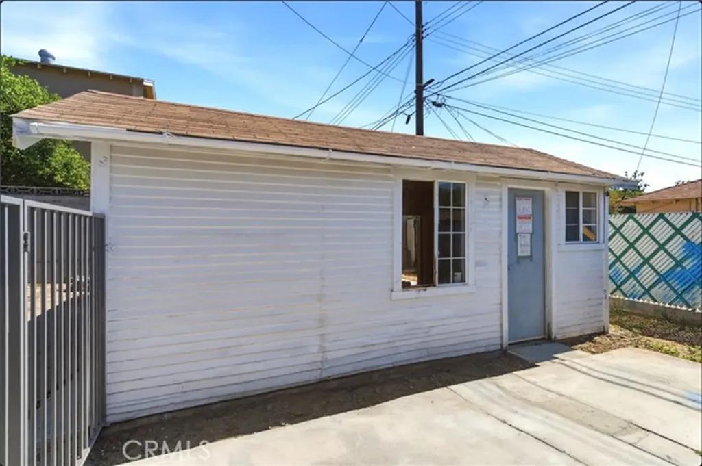 5593 San Jose Montclair CA 91763
