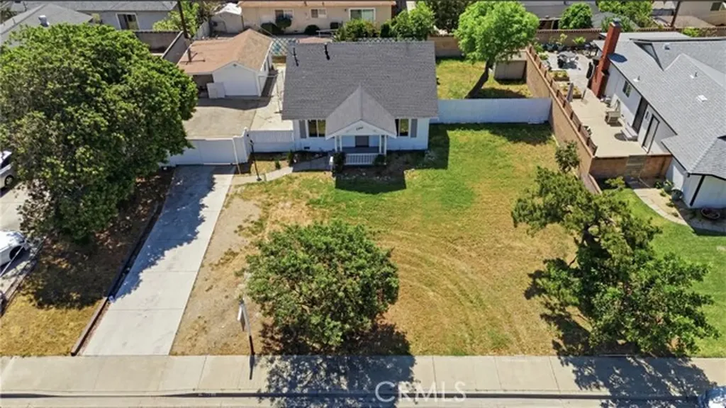 5593 San Jose Montclair CA 91763