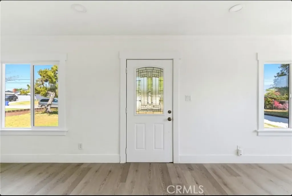 5593 San Jose Montclair CA 91763