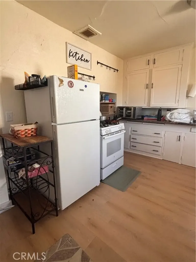 5440 Wadean Place Oakland CA 94601