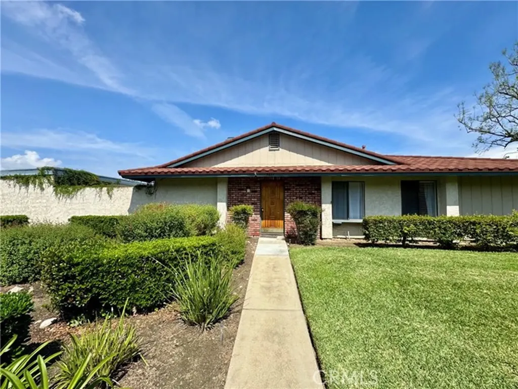 9837 Vail Montclair CA 91763