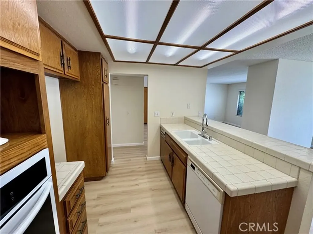 9837 Vail Montclair CA 91763