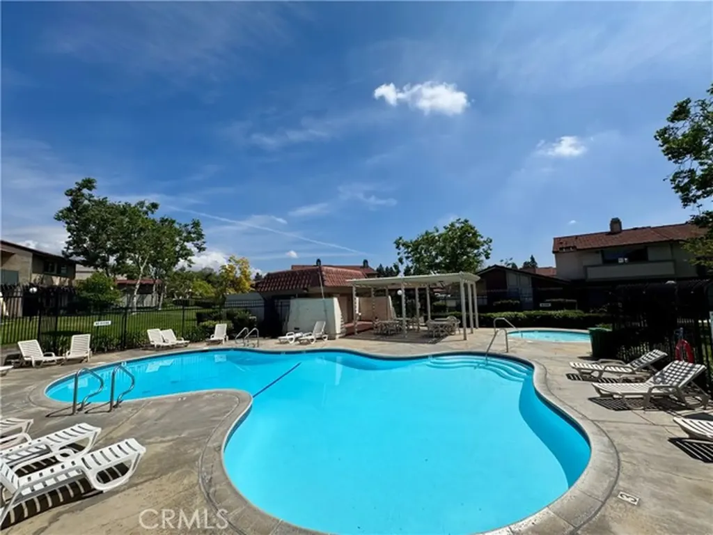 9837 Vail Montclair CA 91763