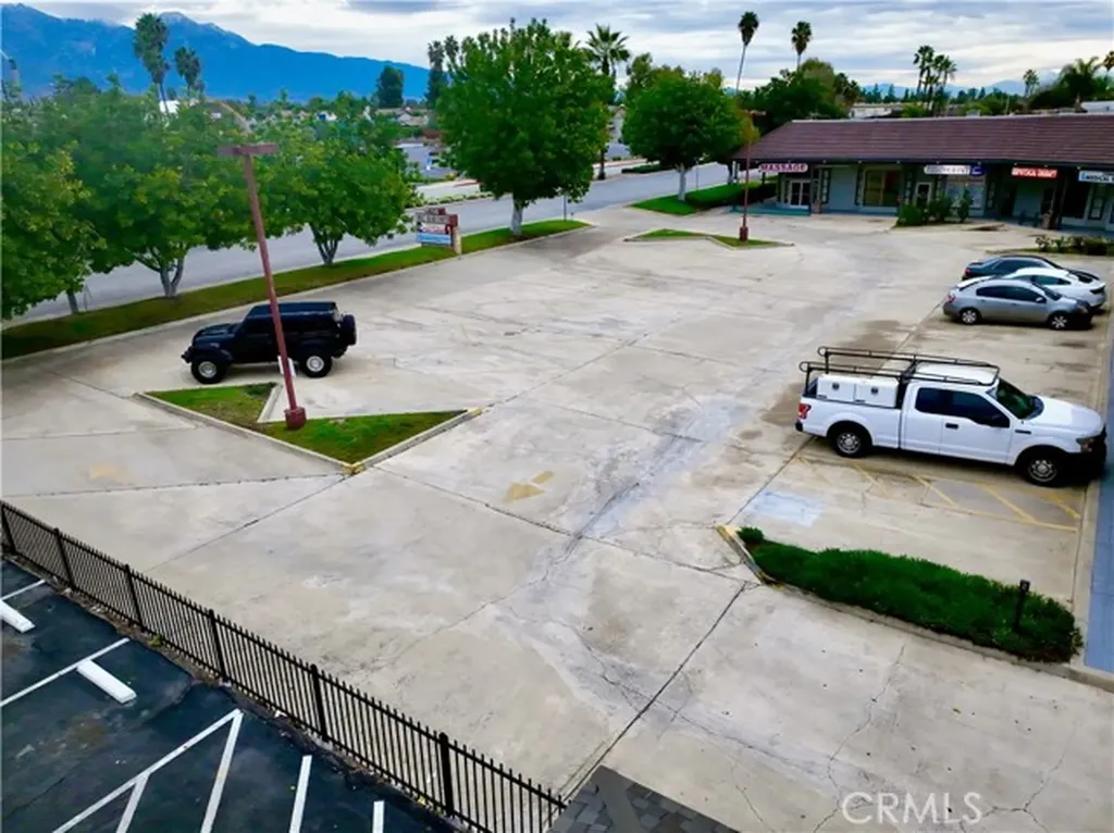 4651 Holt Montclair CA 91763