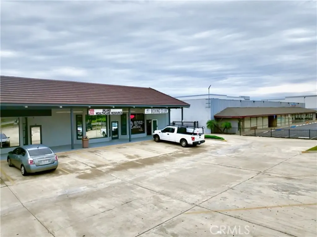 4651 Holt Montclair CA 91763