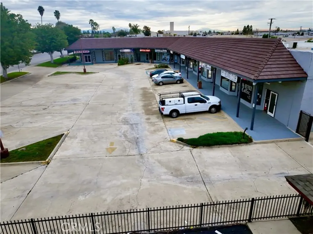 4651 Holt Montclair CA 91763