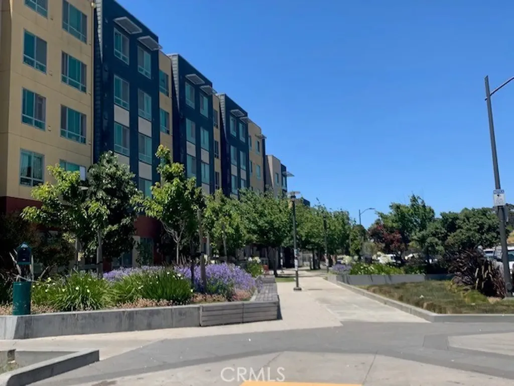 0 Hollister Avenue San Francisco CA 94124