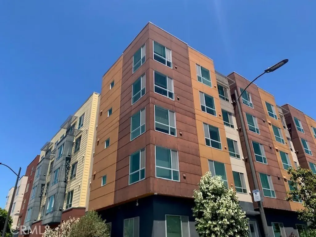0 Hollister Avenue San Francisco CA 94124