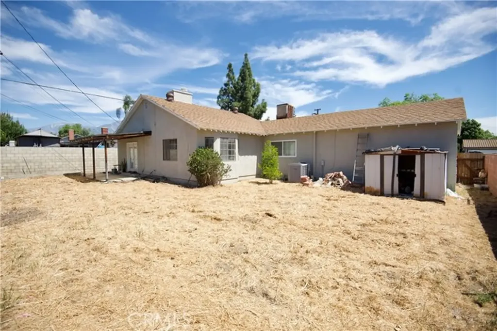 10008 Geneva Montclair CA 91763